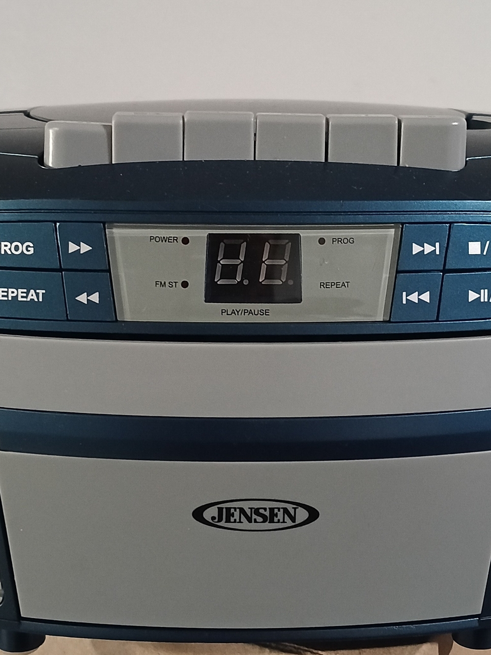 Jensen Portable CD Player & Radio - Blue and Gray